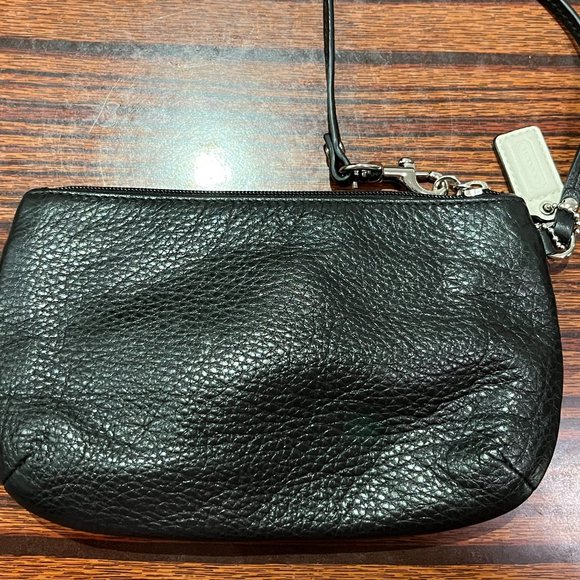 COACH Black Wristlet Zip Closure - Picture 4 of 6